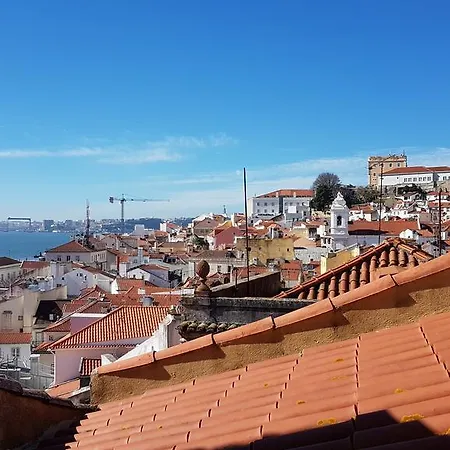 公寓 阿尔法玛鸟巢阿迪卡花园公寓 Lisboa